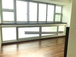 The Esparis (D18), Condominium #466811801